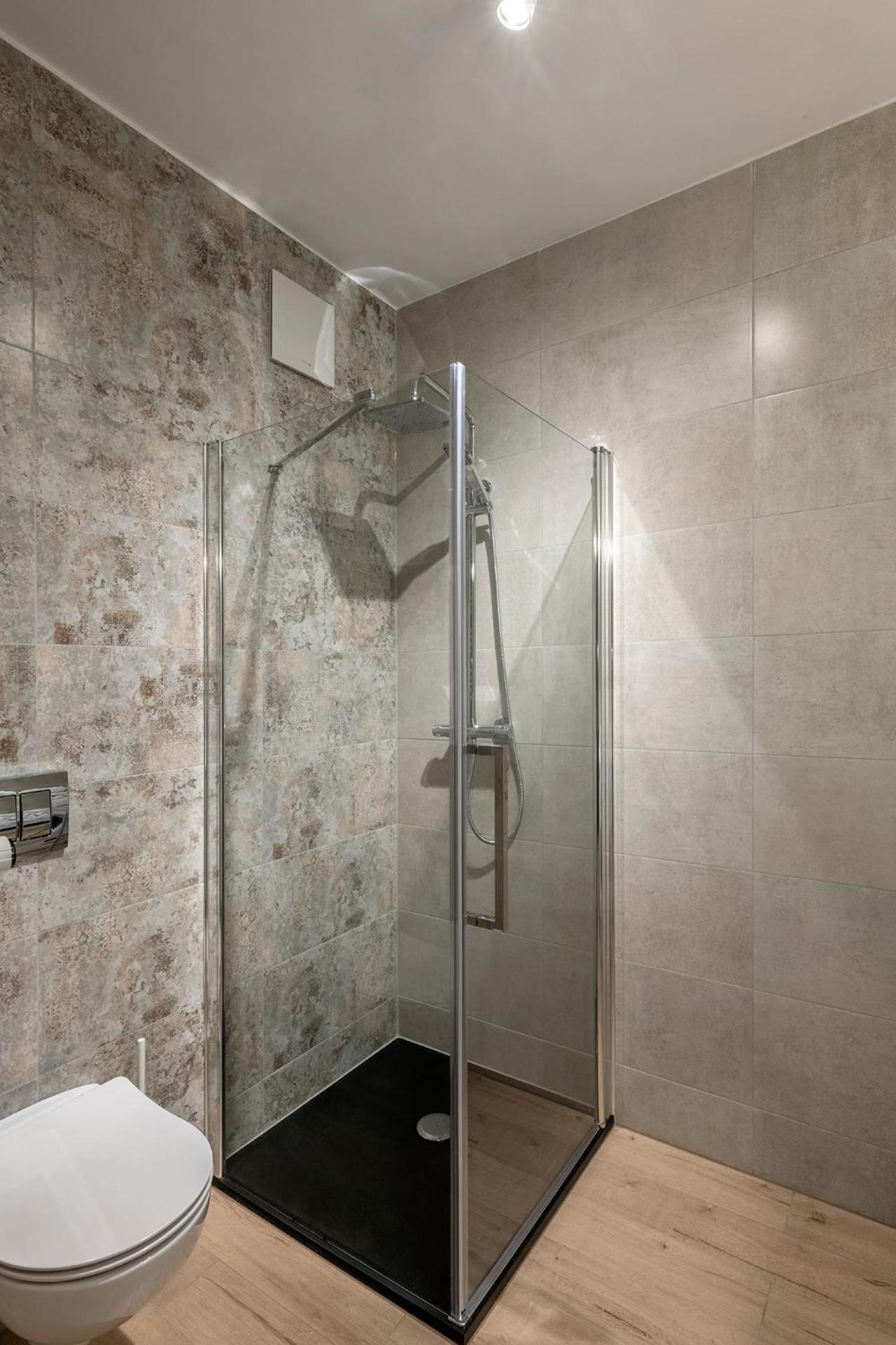 Shortstaypoland Pileckiego ワルシャワ 部屋 写真
